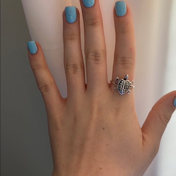 Ring - Picture 3 of 5